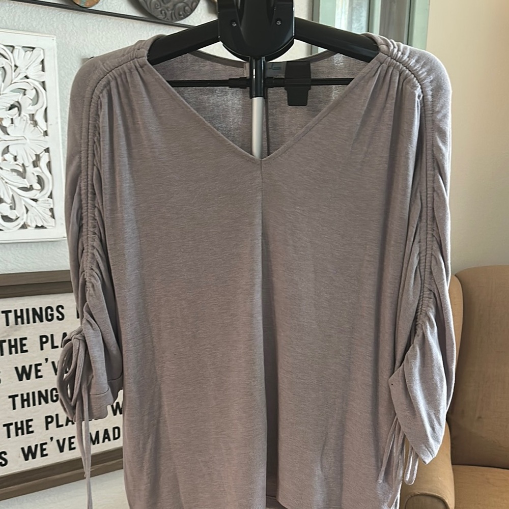 Grace & Lace V-Neck Blouse in Light Grayish/Purple